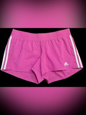 Adidas AEROREADY Women’s Medium Pink Running Shorts Lined 3 Stripe Pockets